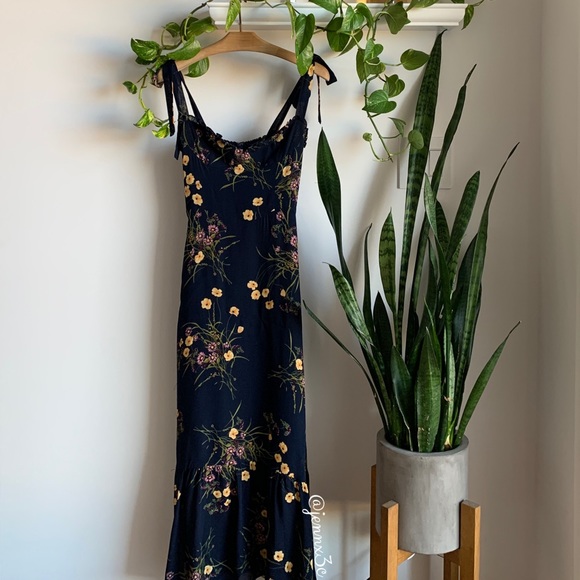 ❌[SOLD]❌Reformation Nikita Dress || Mademoiselle - Picture 16 of 16